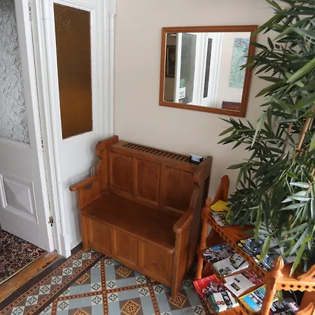 Rolling Wave בית הארחה 3*