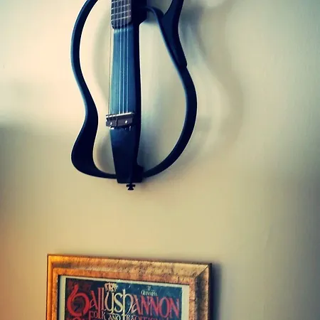 Rolling Wave בית הארחה 3*