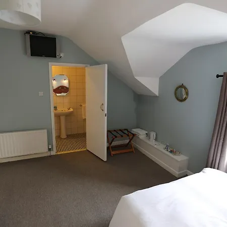 Rolling Wave Guest house