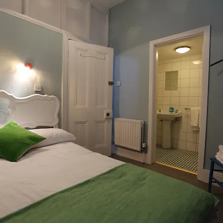 Rolling Wave Guest house 3*