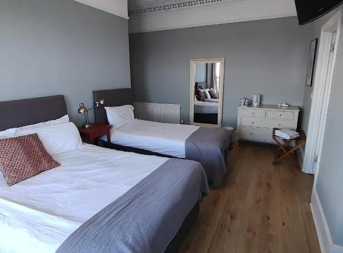 Rolling Wave Bundoran