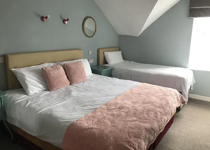 Rolling Wave Konukevi