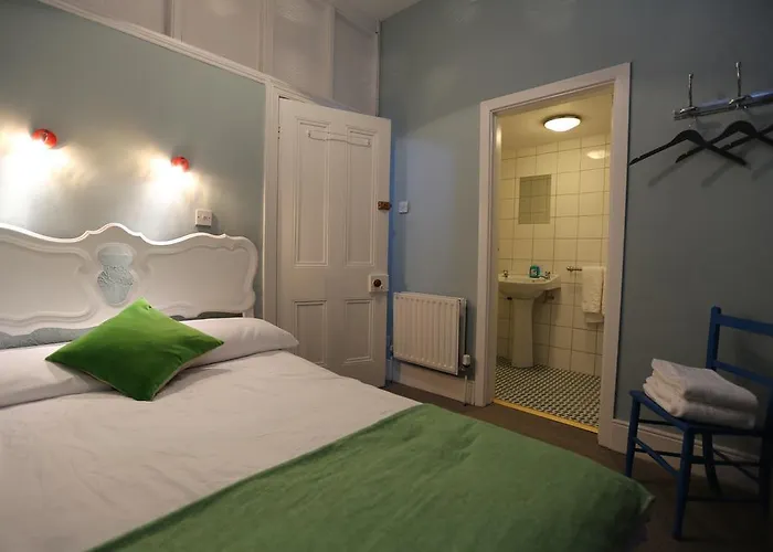 Rolling Wave 게스트하우스 3*